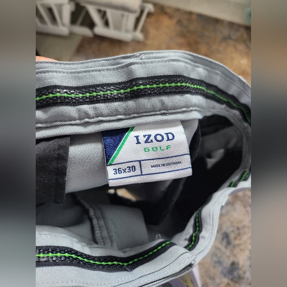 IZOD GOLF pants - Picture 3 of 8